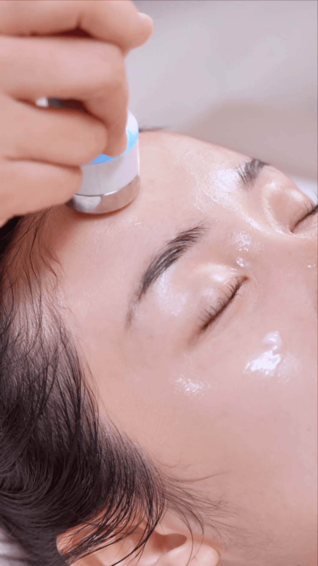 Đầu máy Ultrasonic với tinh chất cấp ẩm Deep Moist 3X HA